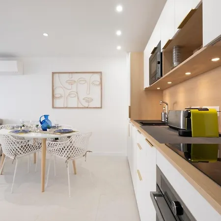 Stylish 2-br Steps From The Croisette * Cannes