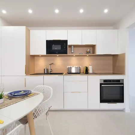 Appartement Stylish 2-br Steps From The Croisette *