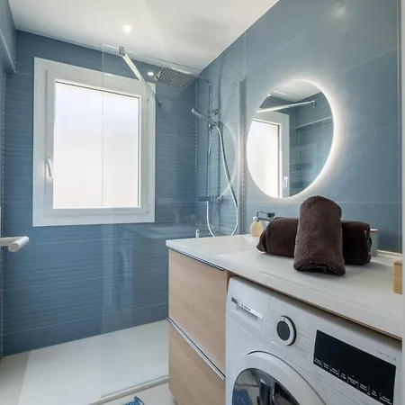 Stylish 2-br Steps From The Croisette Appartement